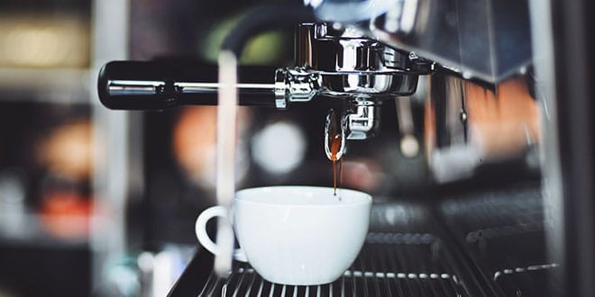 10 Top Rated Manual Espresso Machines for the Coffee Lovers